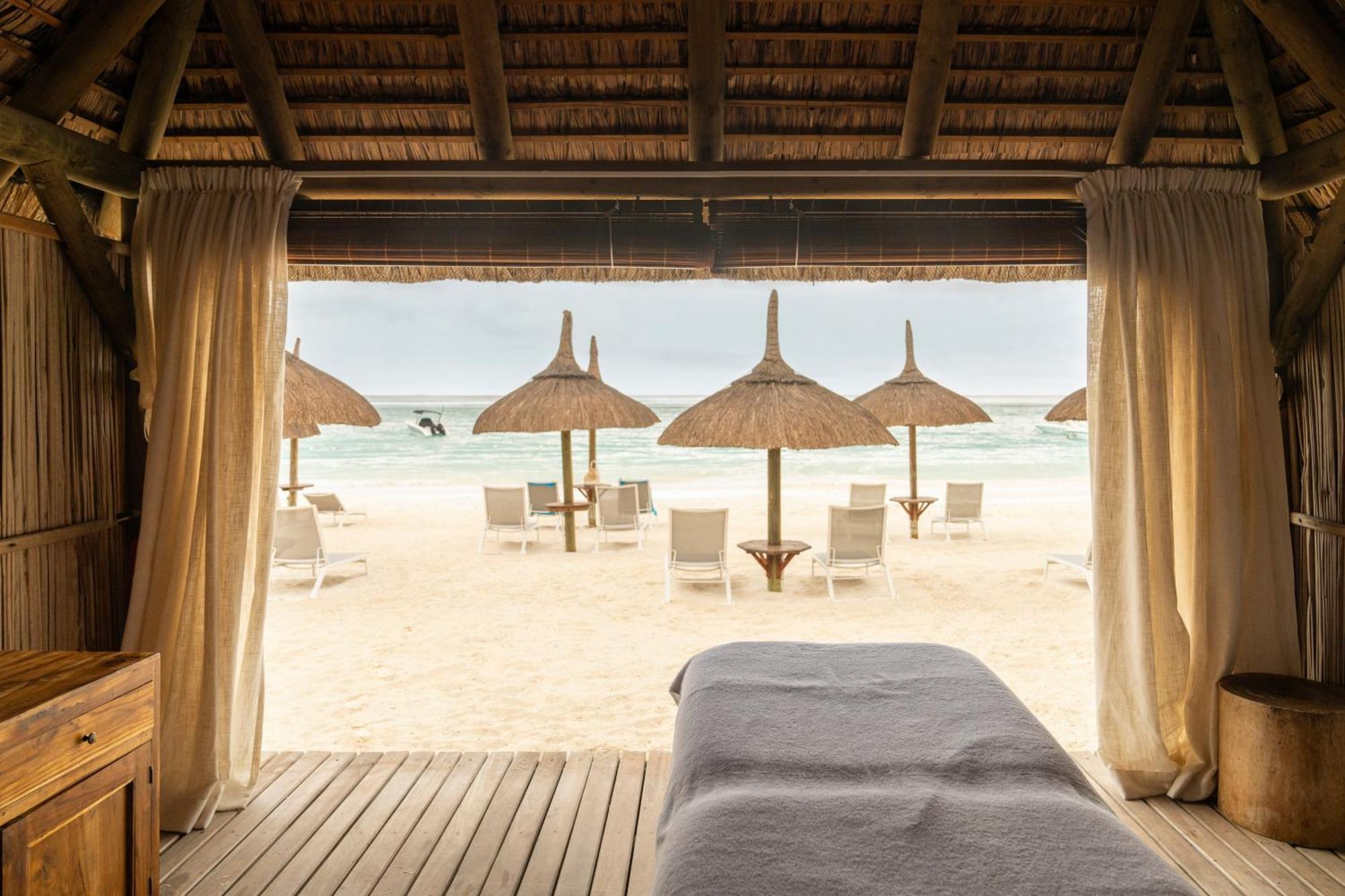 Constance Sakoa Boutik Hotel Trou aux Biches Bagian luar foto