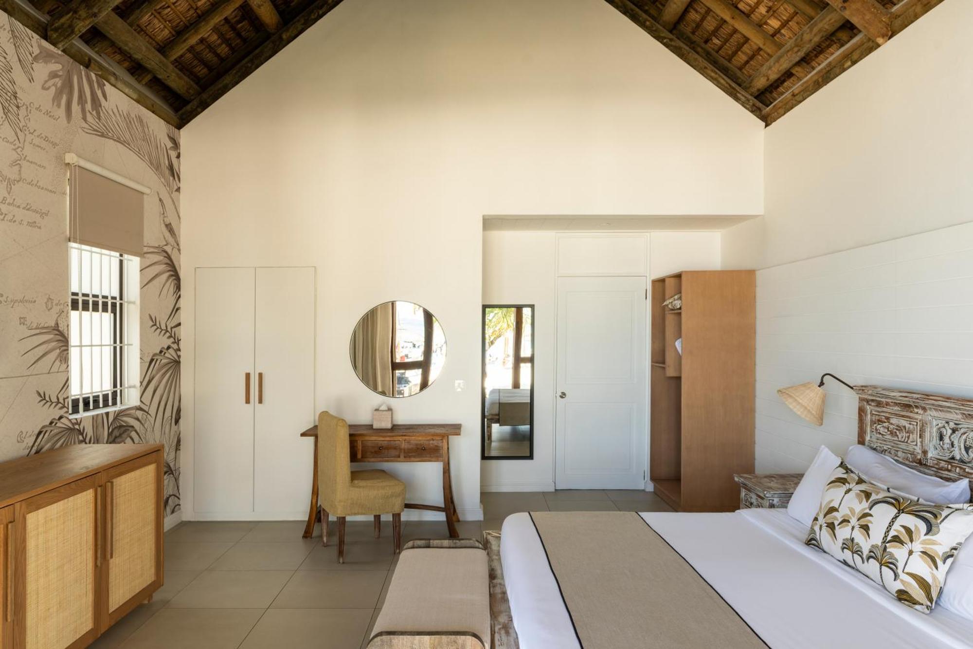 Constance Sakoa Boutik Hotel Trou aux Biches Bagian luar foto