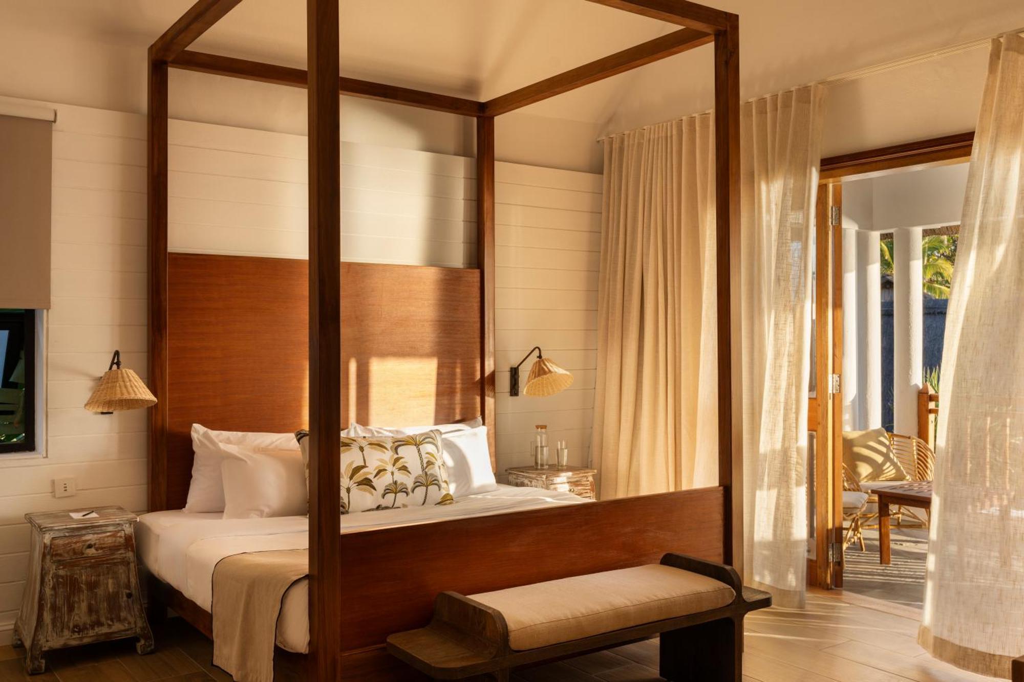 Constance Sakoa Boutik Hotel Trou aux Biches Bagian luar foto